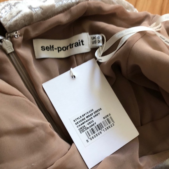 NEW Self-Portrait Devore velvet wrap dress - Picture 3 of 6